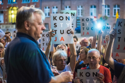 30. lipca - kolejny dzień protestów pod Sądem Okręgowym w Gdańsku