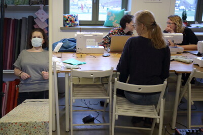 Szycie maseczek ochronnych