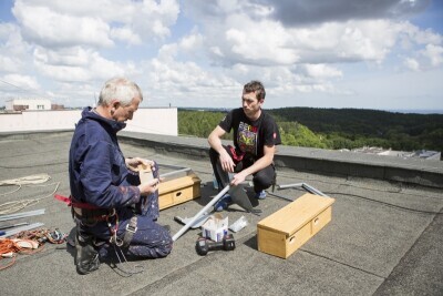 Budki na jerzyków na dachach Moreny