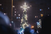 Choinka i iluminacje rozświetlone na Zaspie