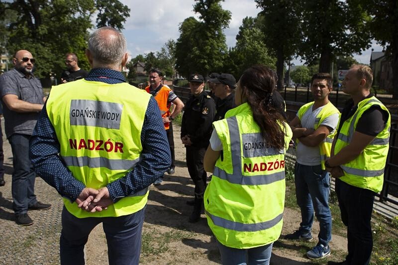 Zdjęcie Ćwieczenia przeciwpowodziowe 1