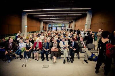 Debaty i spotkania w ECS