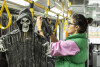 Dekorowanie tramwaju na Halloween
