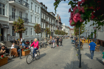 Deptak na ul. Wajdeloty