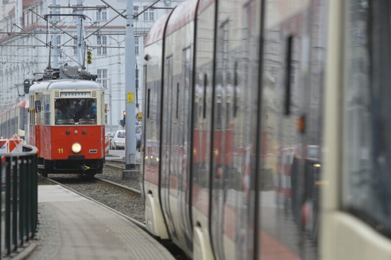Zdjęcie Dzień Kobiet w Zabytkowym Tramwaju z 1952 roku 1