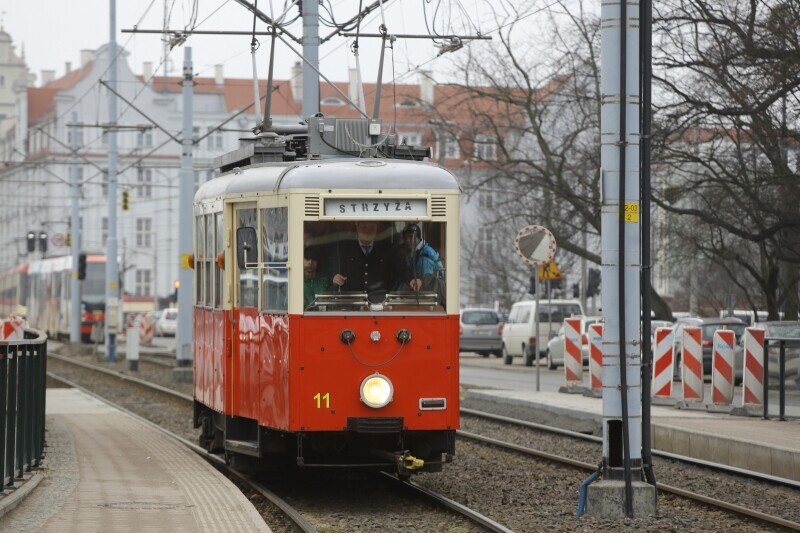 Zdjęcie Dzień Kobiet w Zabytkowym Tramwaju z 1952 roku 2
