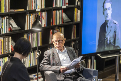 Inscenizacja wywiadu z Lechem Bądkowskim