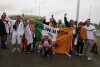 Irlandczycy i Hiszpanie w drodze na stadion