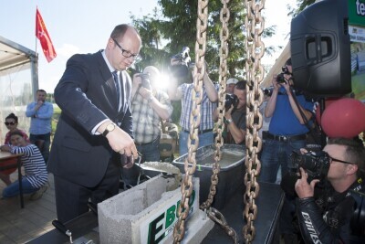 Kamień węgielny pod budowę szkoły w Kokoszkach