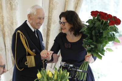 Komandor w st. spoczynku Roman Rakowski obchodził 99. urodziny