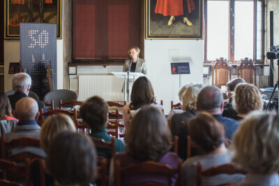 Konferencja - Historia jako pokusa