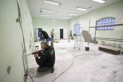 Konferencja prasowa poświęcona otwarciu nowego sklepu socjalnego