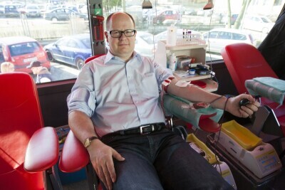 Krwista Nominacja w Urzędzie