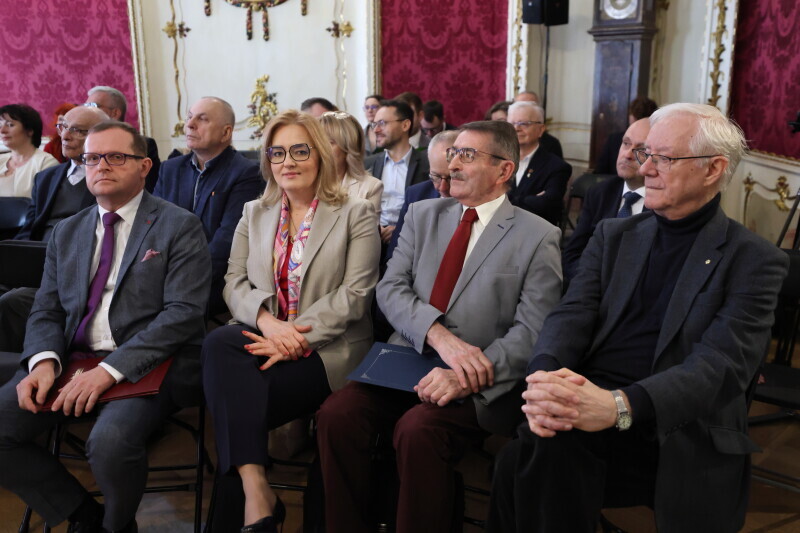 Zdjęcie Laureatami 21. edycji Nagrody Miasta Gdańska dla Młodych Naukowców im. Jana Uphagena zostali dr Julia Balcerowska i dr n. med. Karol Steckiewicz 6