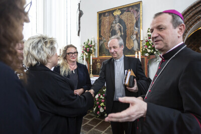 Liturgiczne powitanie ołtarza w Bazylice Mariackiej