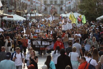 Manifestacja Gdańsk w obronie wolnych mediów.