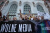 Manifestacja Gdańsk w obronie wolnych mediów.