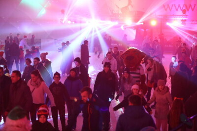 Mikołajki na Miejskim Lodowisku  