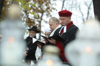 Modlitwa międzywyznaniowa na Cmentarzu Nieistniejących Cmentarzy