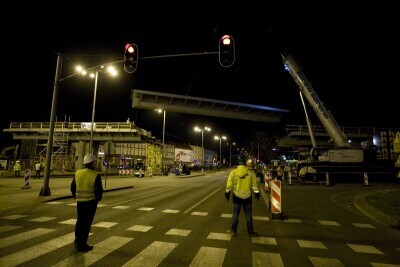 Montaż estakady w ramach Trasy Słowackiego