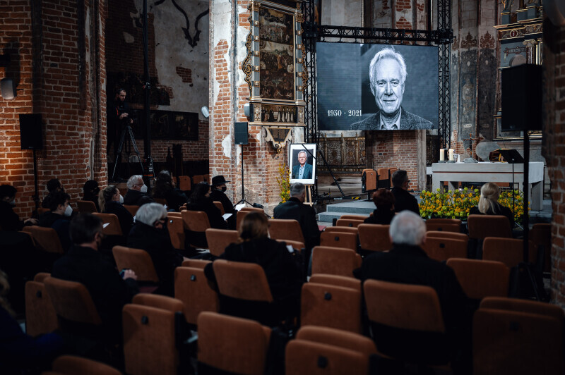 Zdjęcie Msza św. pogrzebowa prof. Jerzy Limon 3