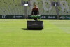 Na płycie boiska piłkarskiego Stadionu Energa kończy się układanie nowej murawy.