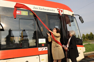 Nadanie patronatu im. Jana Zachwatowicza gdańskiemu tramwajowi.