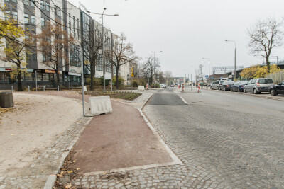 Nowa droga rowerowa na ul. Dmowskiego