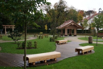 Nowe elementy małej architektury w Parku Oliwskim