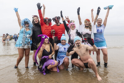 Noworoczna kąpiel Gdańskich Morsów