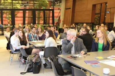 O Infrastrukturze w ECS