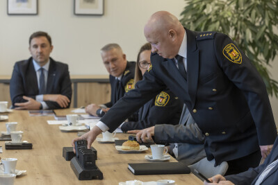 Odprawa roczna Straży Miejskiej z udziałem wiceprezydenta Gdańska Piotra Borawskiego