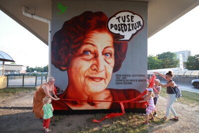 Odsłonięcie muralu Ireny Nadolnej-Szatyłowskiej