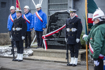 Odsłonięcie obelisku w Stoczni Remontowa Shipbuilding
