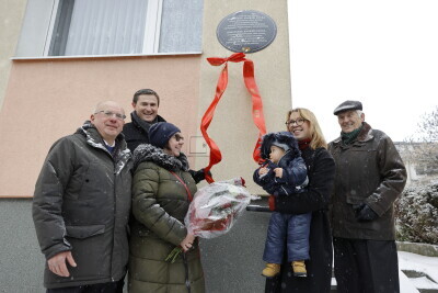 Odsłonięcie tablicy na domu, w którym mieszkał prof. Konstanty Andrzej Kulka