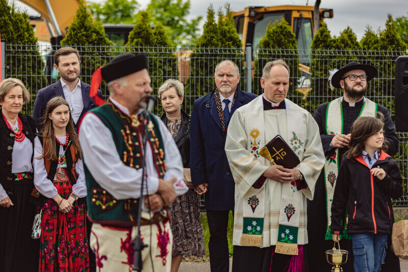 Zdjęcie Odsłonięcie tablicy na rondzie Związku Podhalan 10