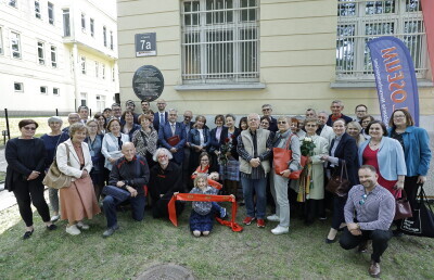 Odsłonięcie tablicy pamiątkowej państwa Morzyckich