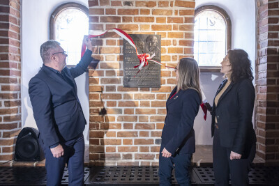 Odsłonięcie tablicy poświęconej Prof. dr hab. Andrzejowi Zbierskiemu