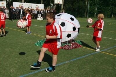 Otwarcie boiska przy SP 80