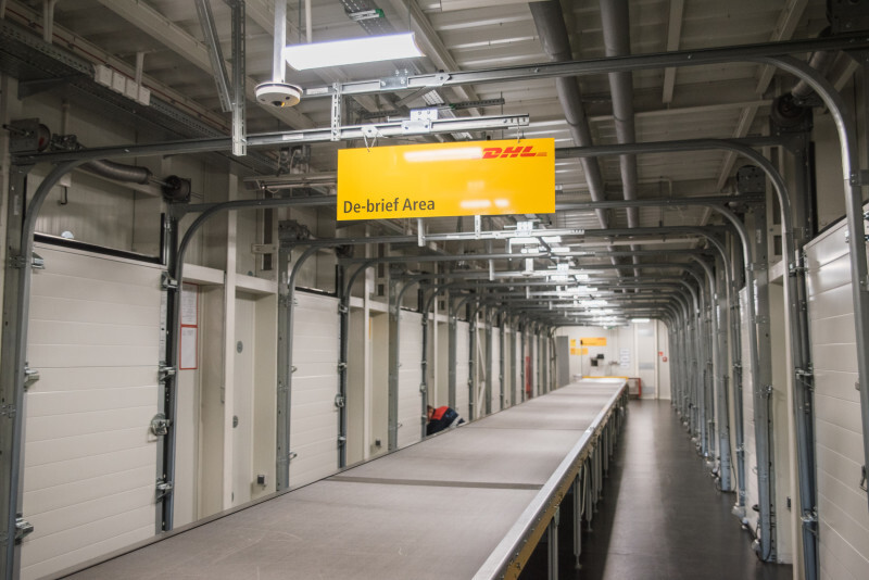 Zdjęcie Otwarcie międzynarodowego terminala kurierskiego na lotnisku w  2