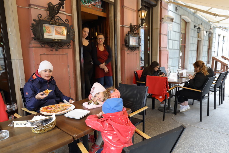Zdjęcie Otwarte gródki, restauracje po zniesieniu obostrzeń wywołanych epidemią koronawirusa 2