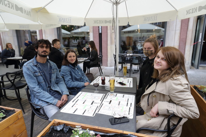 Zdjęcie Otwarte gródki, restauracje po zniesieniu obostrzeń wywołanych epidemią koronawirusa 3
