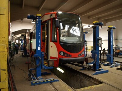 Pierwszy zmodernizowany tramwaj N8C z Kassel jest już w Gdańsku