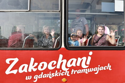 Piknik komunikacyjny przy pętli tramwajowej w Brzeźnie