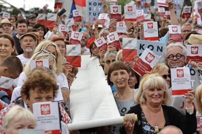 Plac Solidarności. Tour de konstytucja.