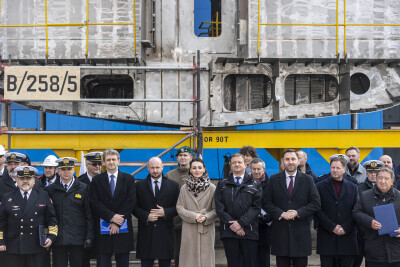 Położenie stępki w Stoczni Remontowa Shipbuilding