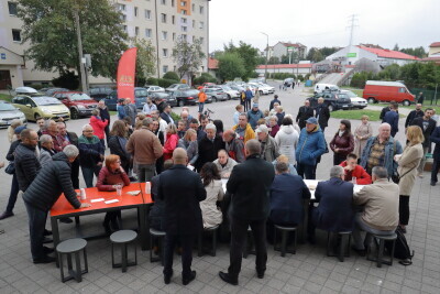 Porozmawiajmy przy stole - spotkanie z mieszkańcami dzielnicy Jasień