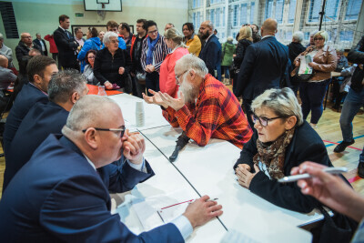 Porozmawiajmy przy stole - spotkanie z mieszkańcami dzielnicy Stogi