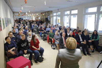 Porozmawiajmy przy stole w dzielnicy Suchanino