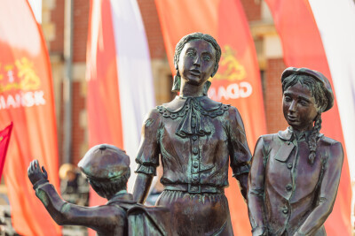 Powrót w przestrzeń publiczną Pomnika Kindertransportów